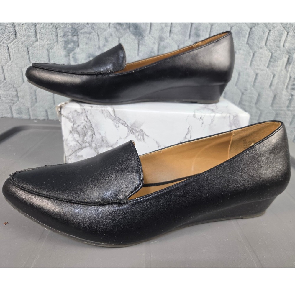 Y-Not Womens Black Faux Leather Pointed Toe Wedge Loafers Size 9